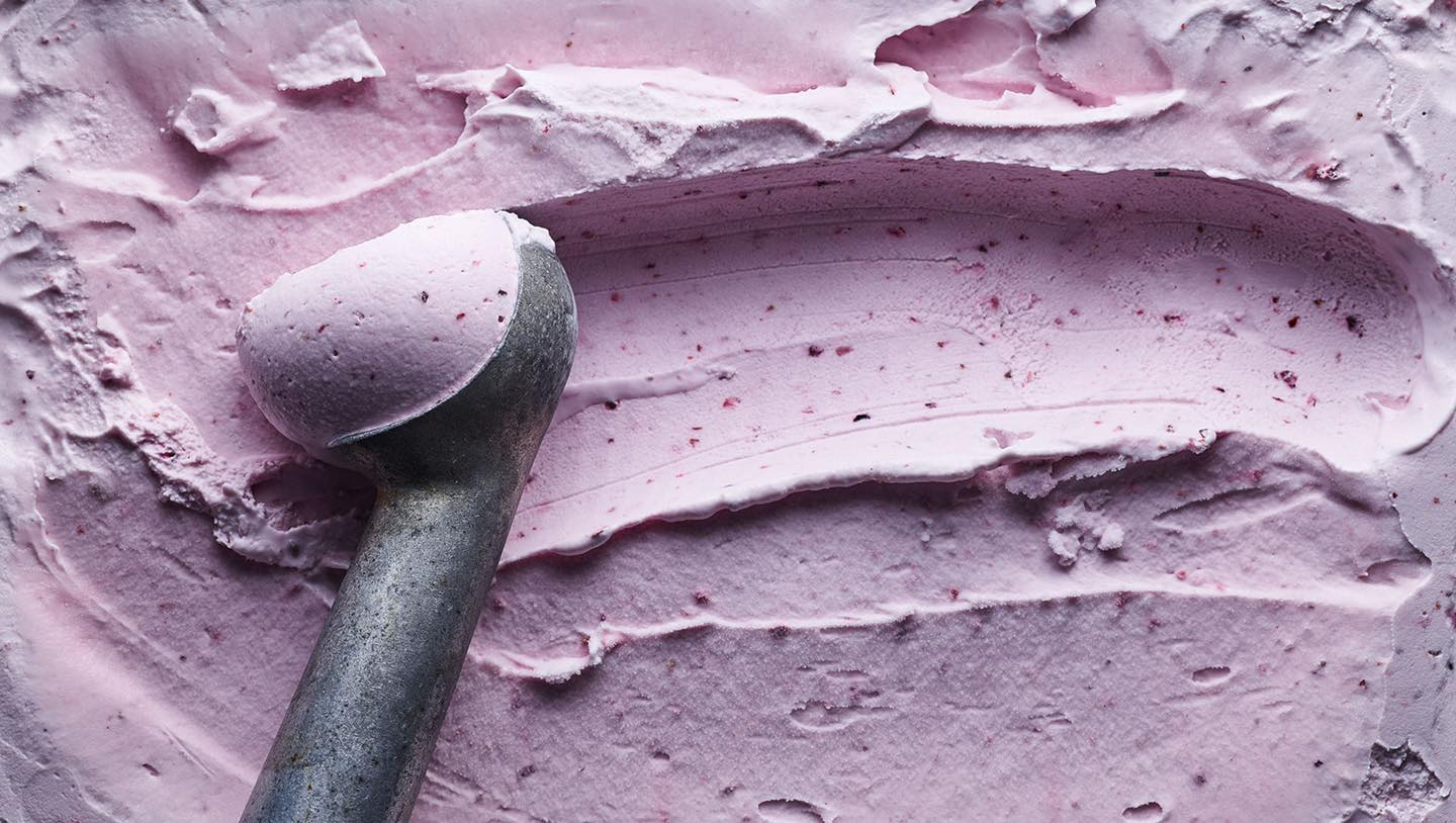 אילו תותים ושמנת